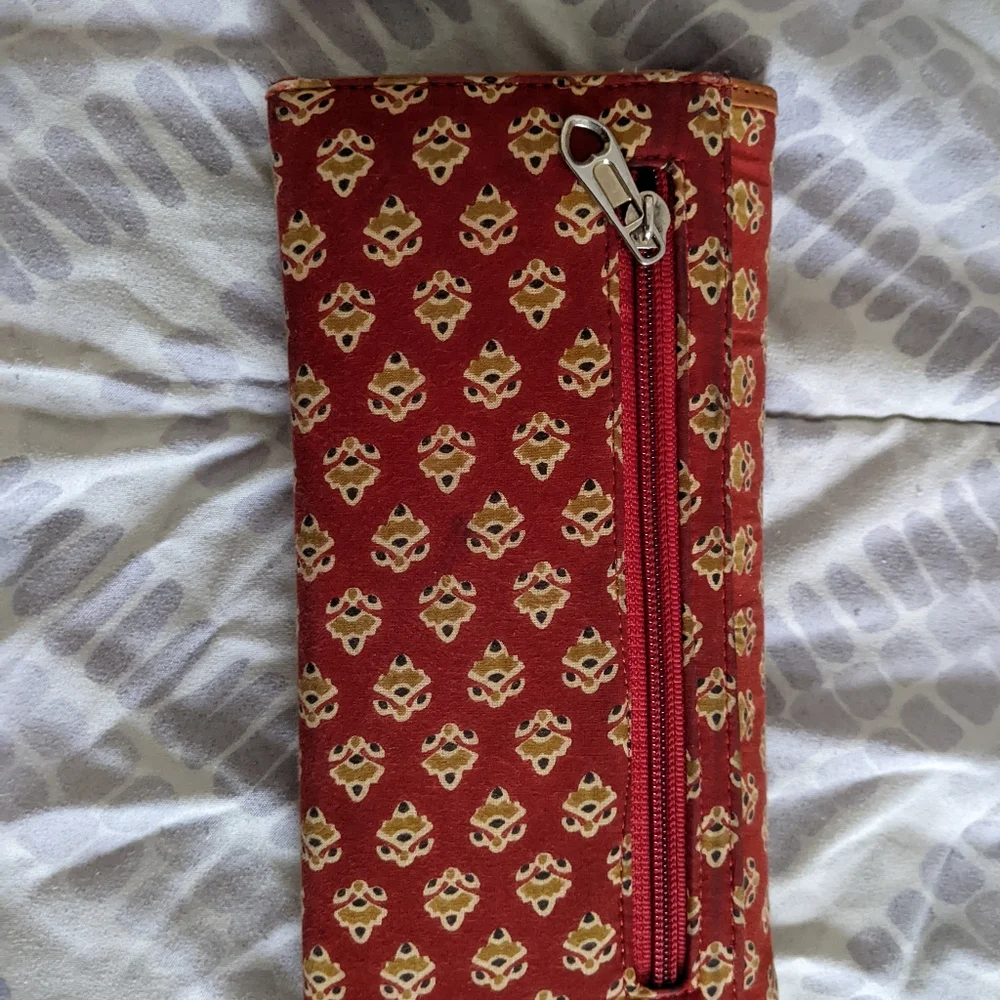 Wallet - Picture 3 of 3